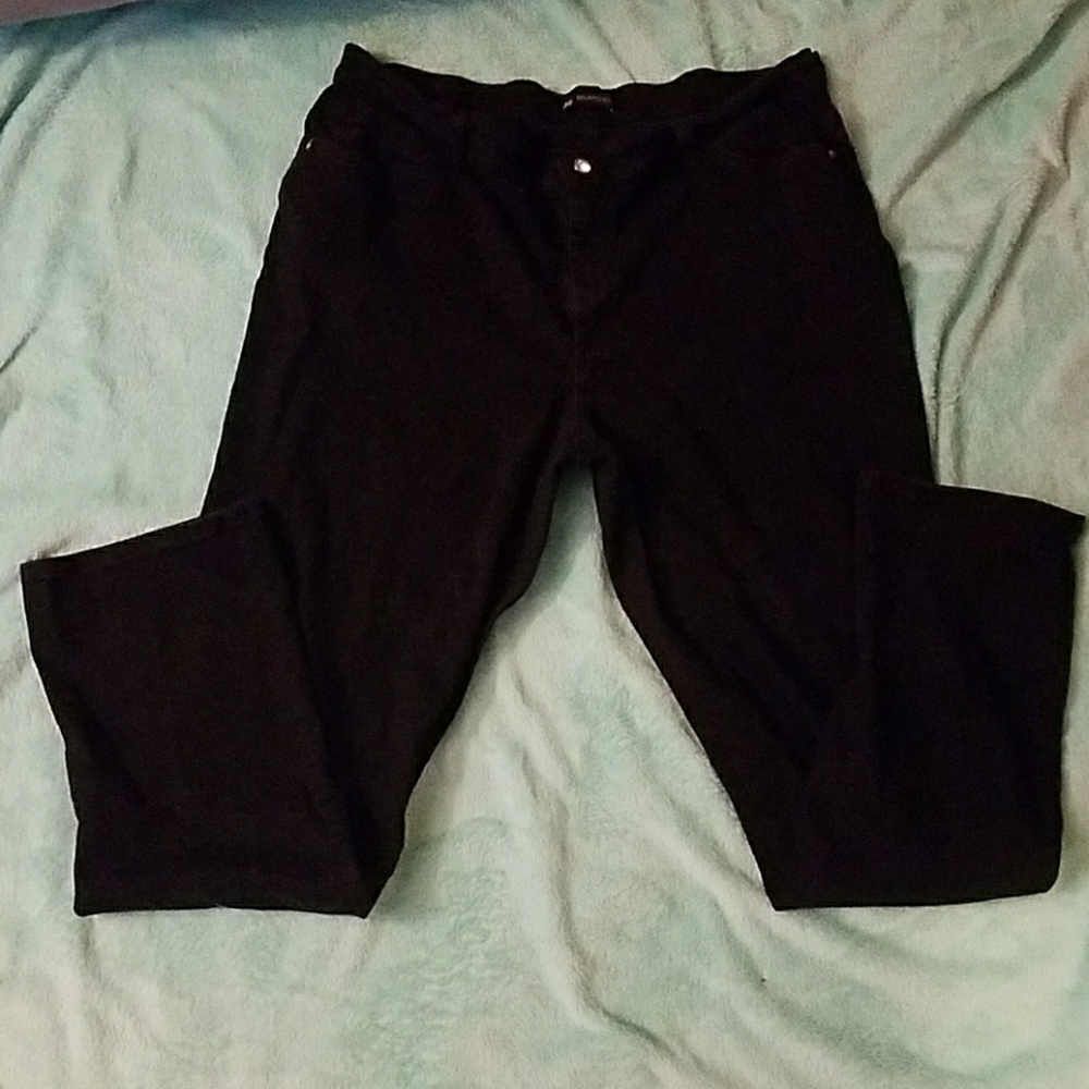 Size 18 Long black jeans Discounted